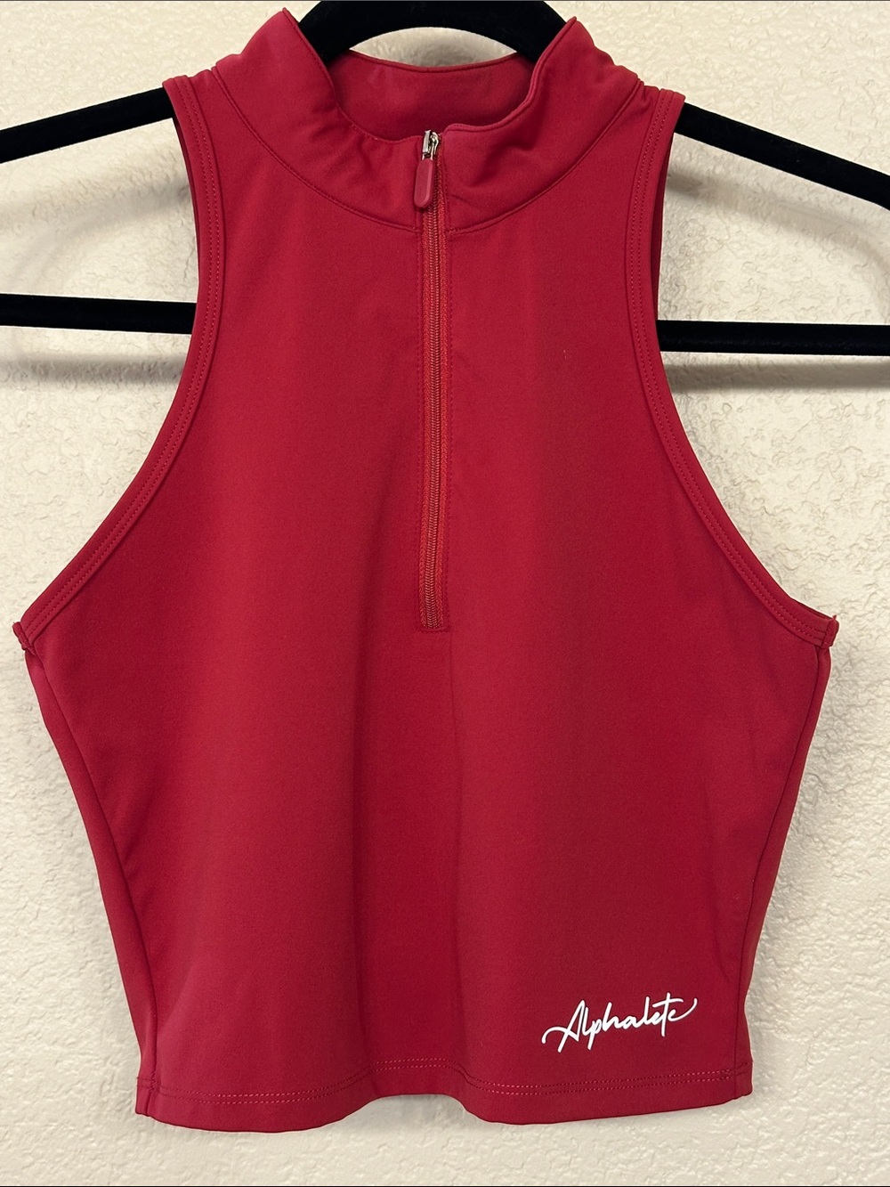 Alphalete Pulse Performance High Neck Red Zip-Up Cropped Tank